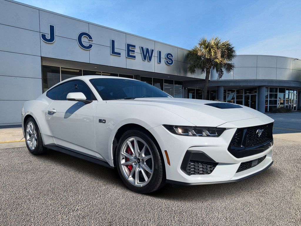 2025 Ford Mustang GT Premium Fastback