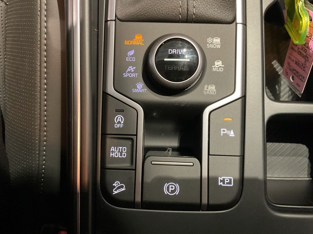 New 2026 White Kia S image 12