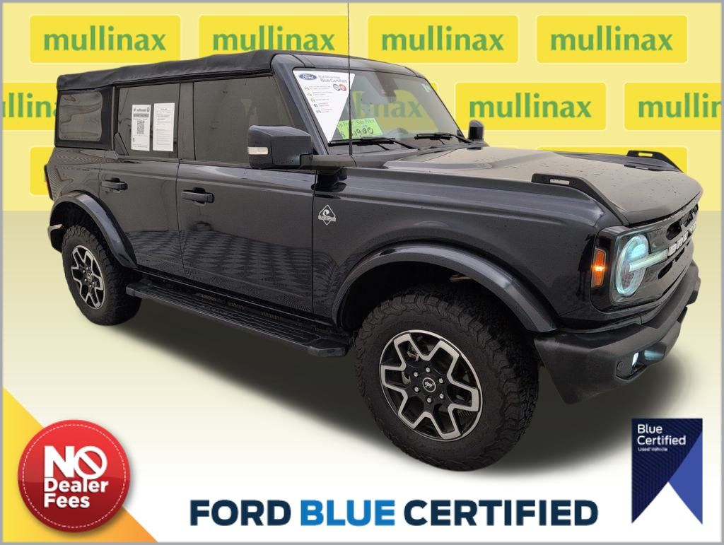 2021 Ford Bronco 4-Door Outer Banks's photo