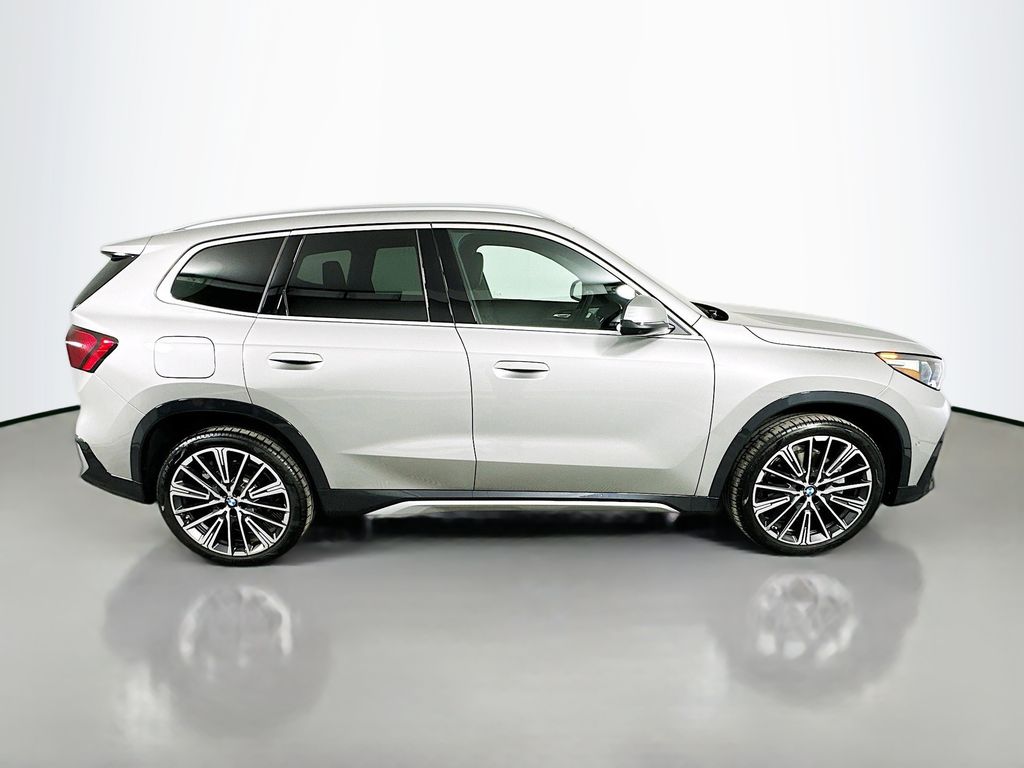 Thumbnail: 2025 BMW X1 - 4