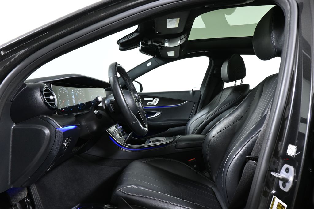 Thumbnail: 2023 Mercedes-Benz E-Class - 3