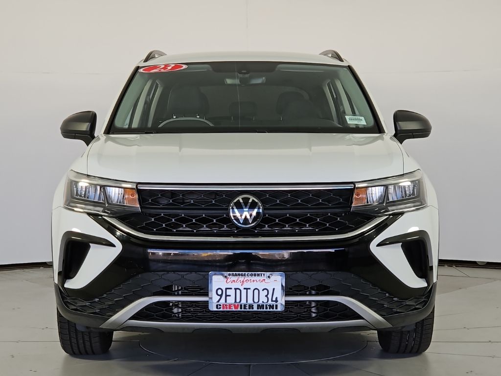 Thumbnail: 2023 Volkswagen Taos - 3