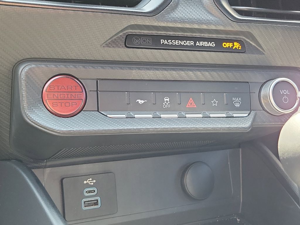 2024 Oxford White Ford Mustang GT RWD Coupe