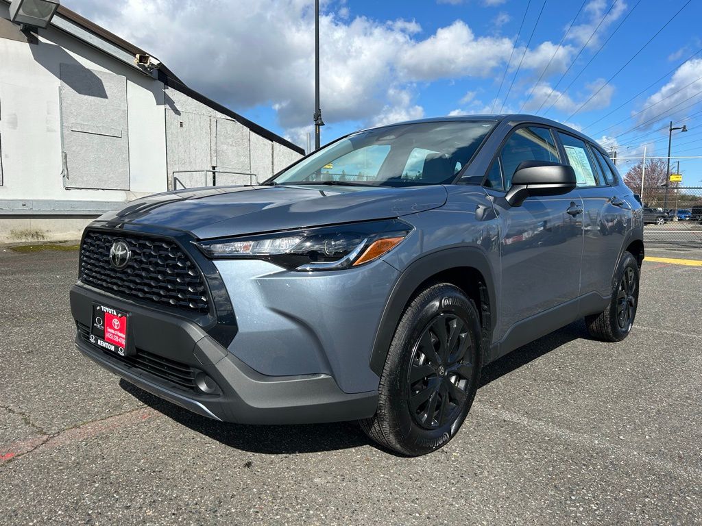 2025 Toyota Corolla Cross L AWD