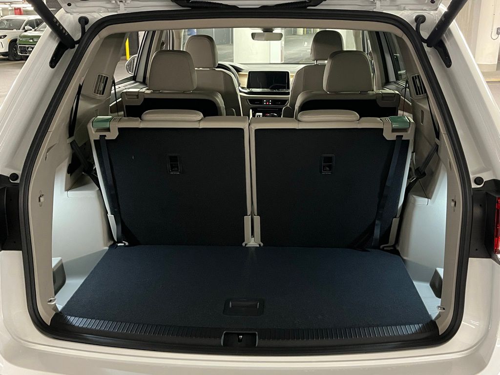 2026 Volkswagen Atlas SE w/Tech - Photo 38