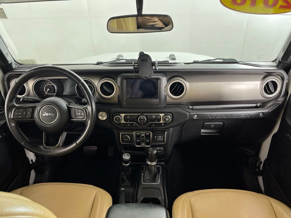 Thumbnail: 2018 Jeep Wrangler - 19