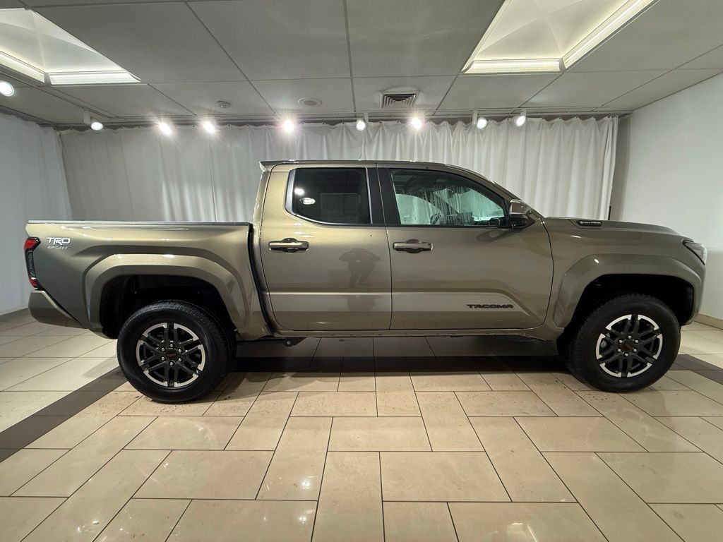 Thumbnail: 2025 Toyota Tacoma - 6