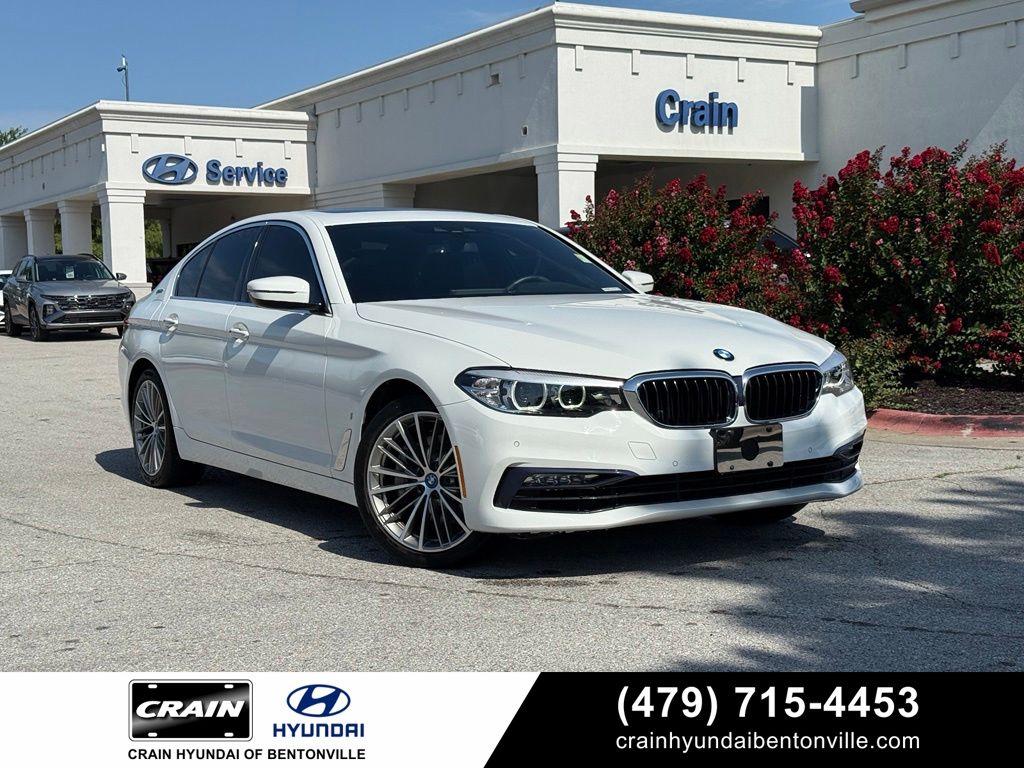 Alpine White 2018 BMW 5 Series Sedan All-Wheel Drive 8-Speed Automatic