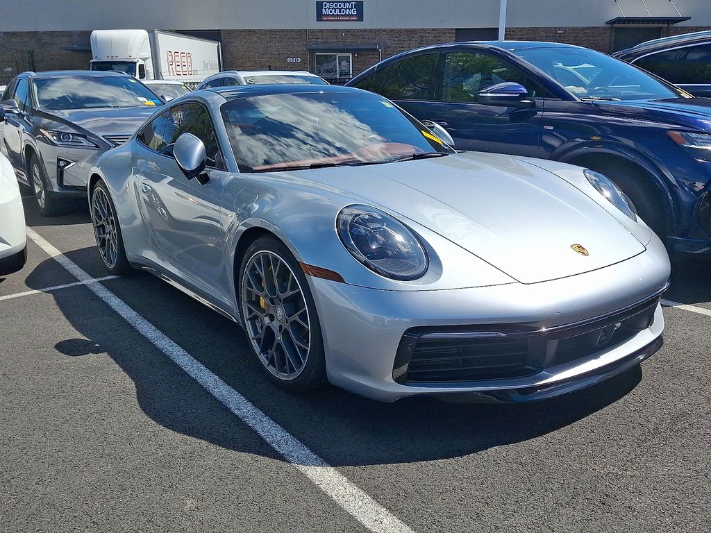 Thumbnail: 2022 Porsche 911 - 3