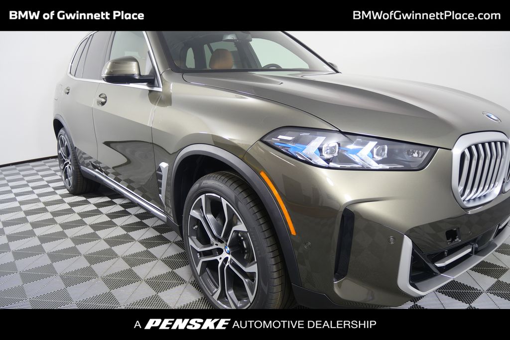 Thumbnail: 2026 BMW X5 - 1