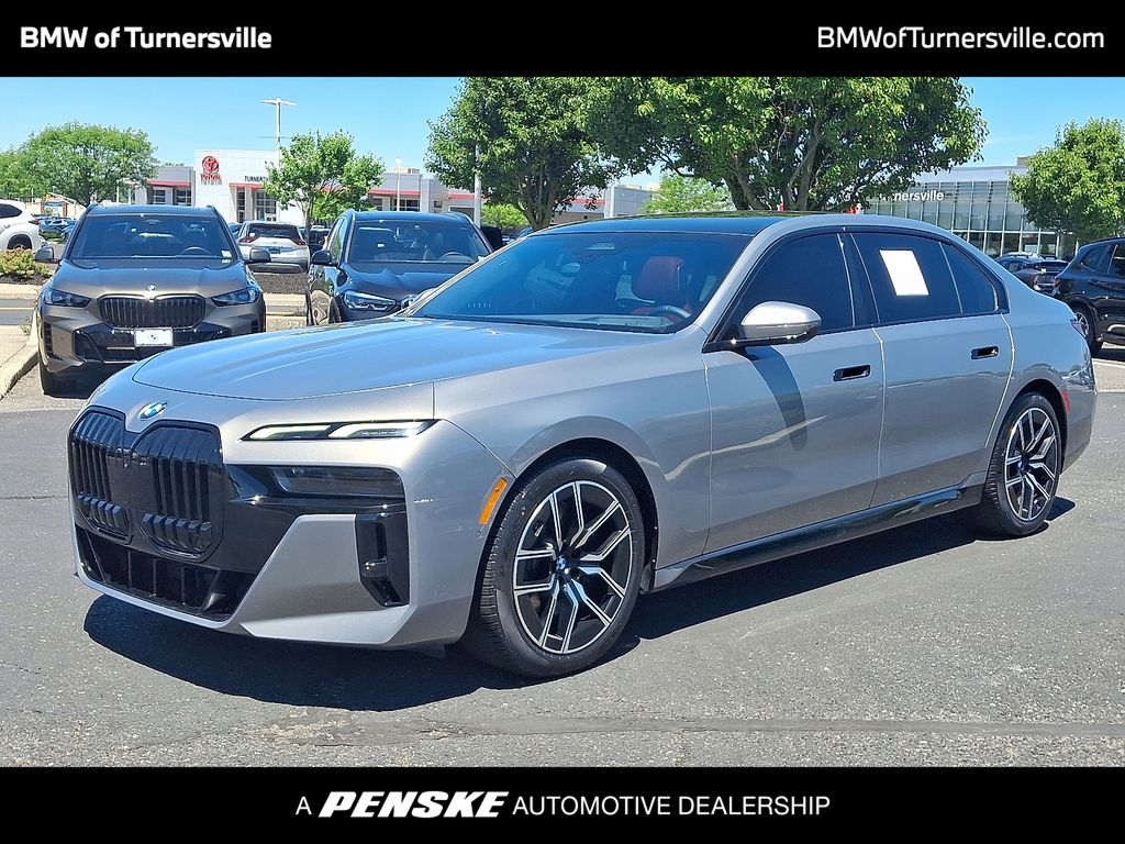Thumbnail: 2023 BMW 7 Series - 1