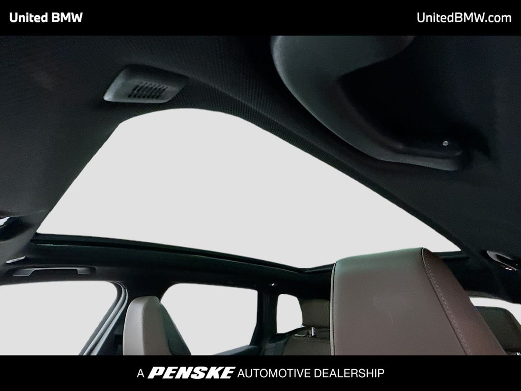Thumbnail: 2026 BMW X3 - 12