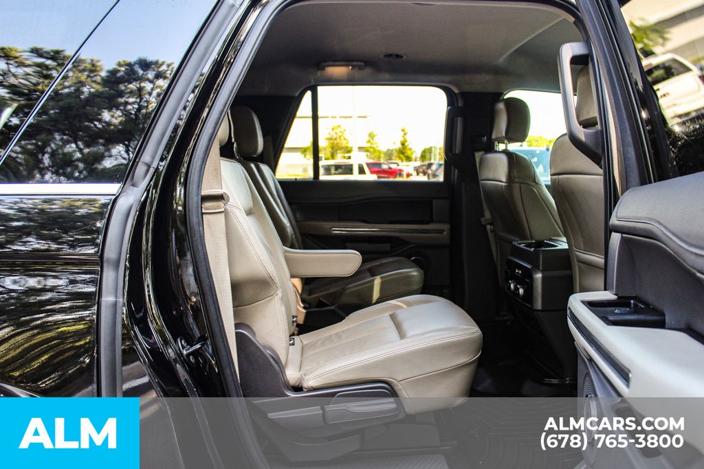 Used 2020 Black Ford XLT image 21