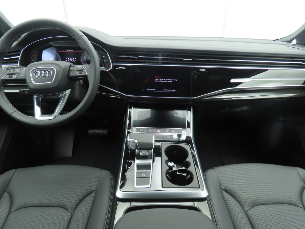 2025 Audi Q7  14