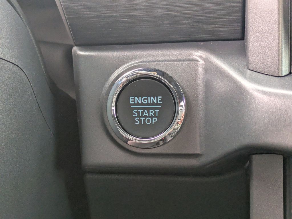 2025 Ford F-150 Black Widow