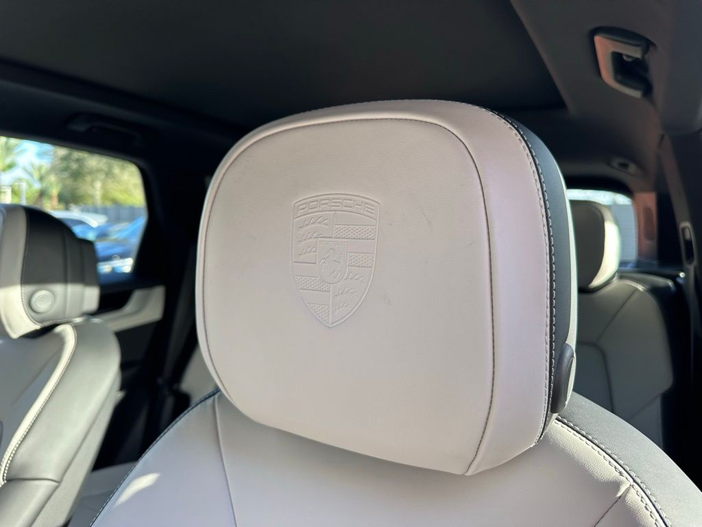 Thumbnail: 2026 Porsche Cayenne - 22