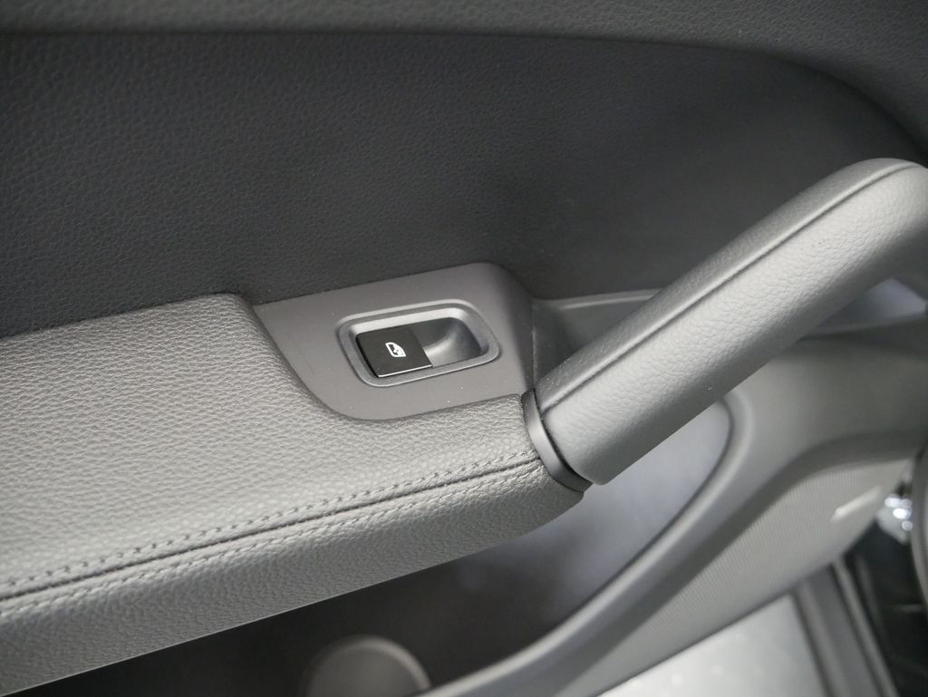 Thumbnail: 2024 Porsche Cayenne - 22