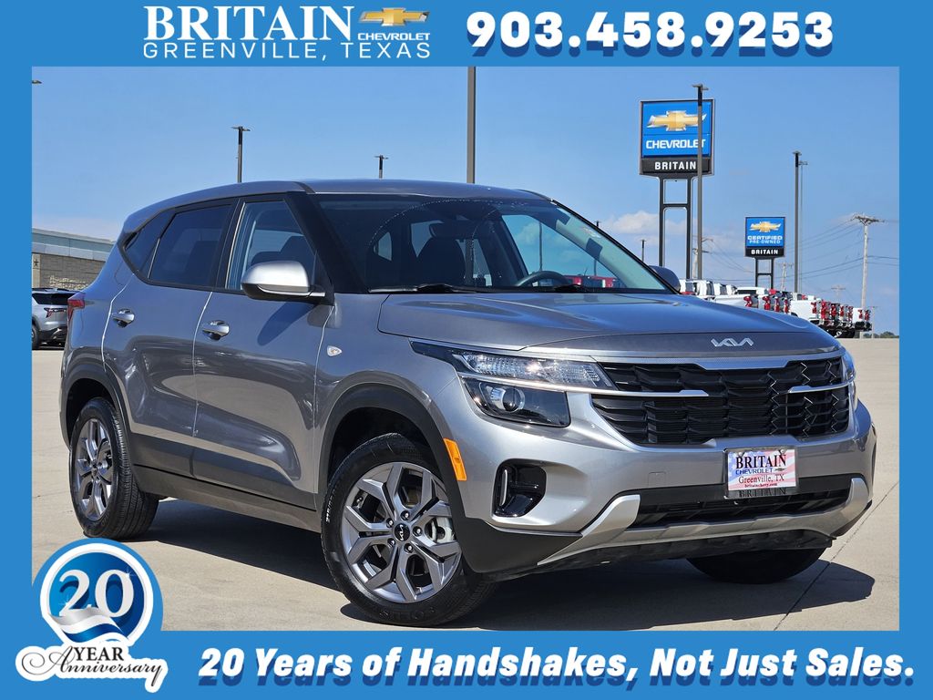 Steel Gray 2024 Kia Seltos SUV / Crossover All-Wheel Drive Continuously Variable Transmission