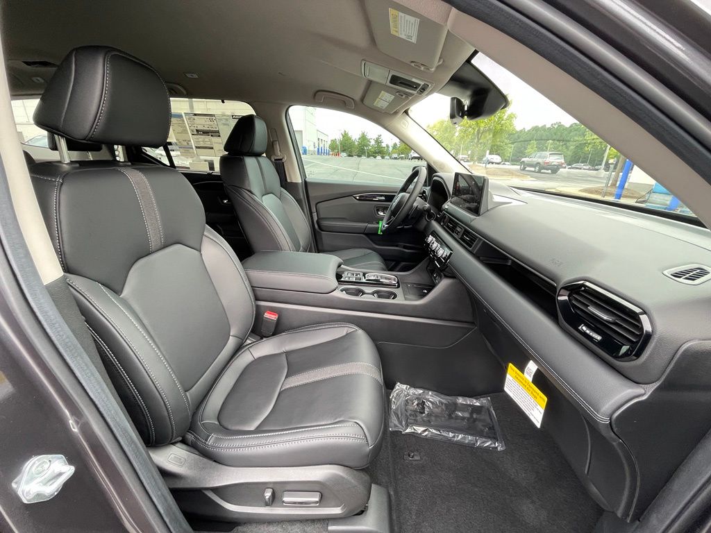 Thumbnail: 2026 Honda Pilot - 32