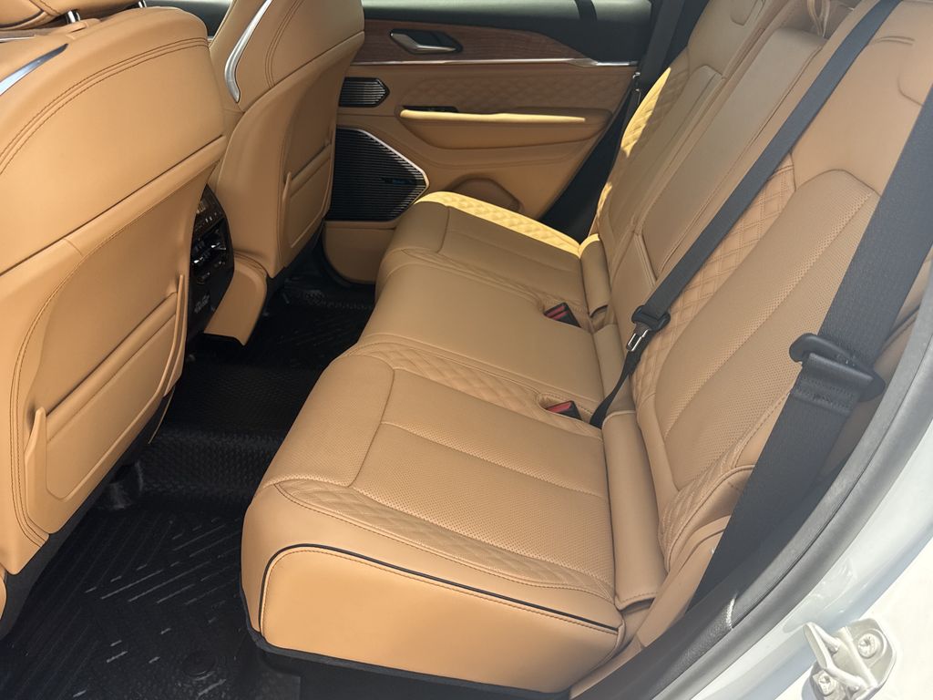 2025 Jeep Grand Cherokee Summit Reserve White at Victoria Chrysler Dodge Jeep Ram
