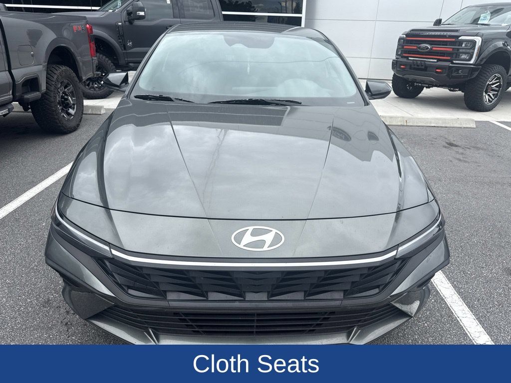 2025 Hyundai Elantra SEL Sport