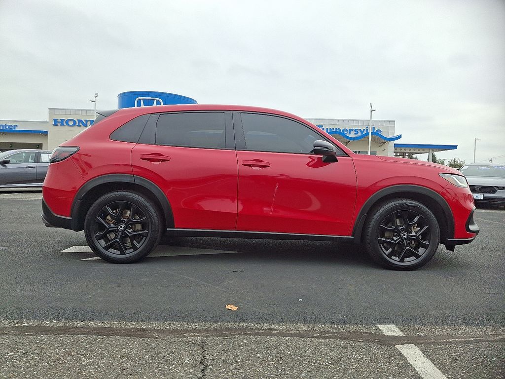 Thumbnail: 2023 Honda HR-V - 7