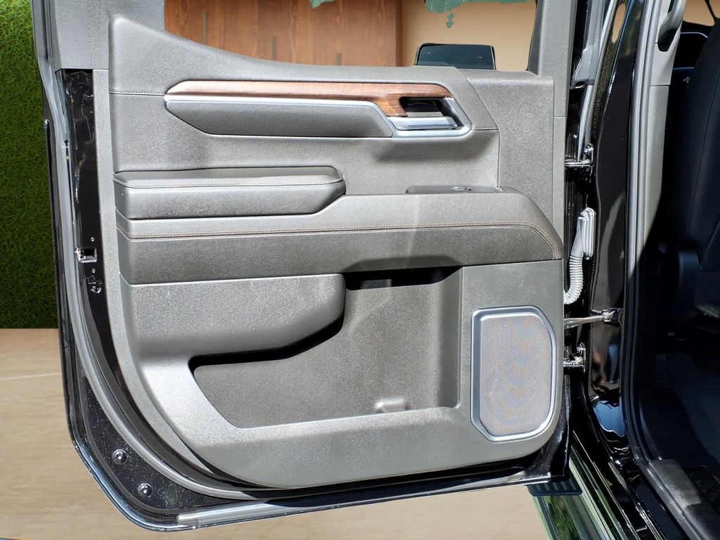 ChevroletSilverado 150025