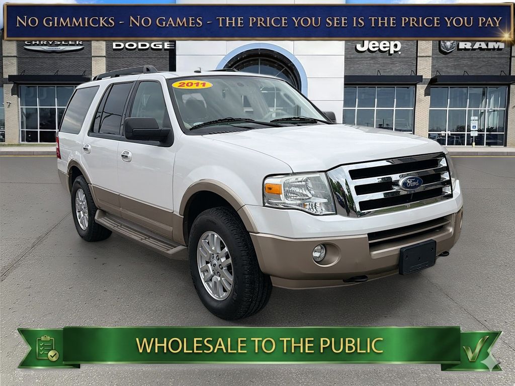 Oxford White 2011 Ford Expedition XLT 4WD SUV / Crossover Four-Wheel Drive 6-Speed Automatic