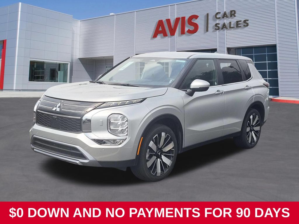 Silver 2025 Mitsubishi Outlander SUV / Crossover Front-Wheel Drive Continuously Variable Transmission