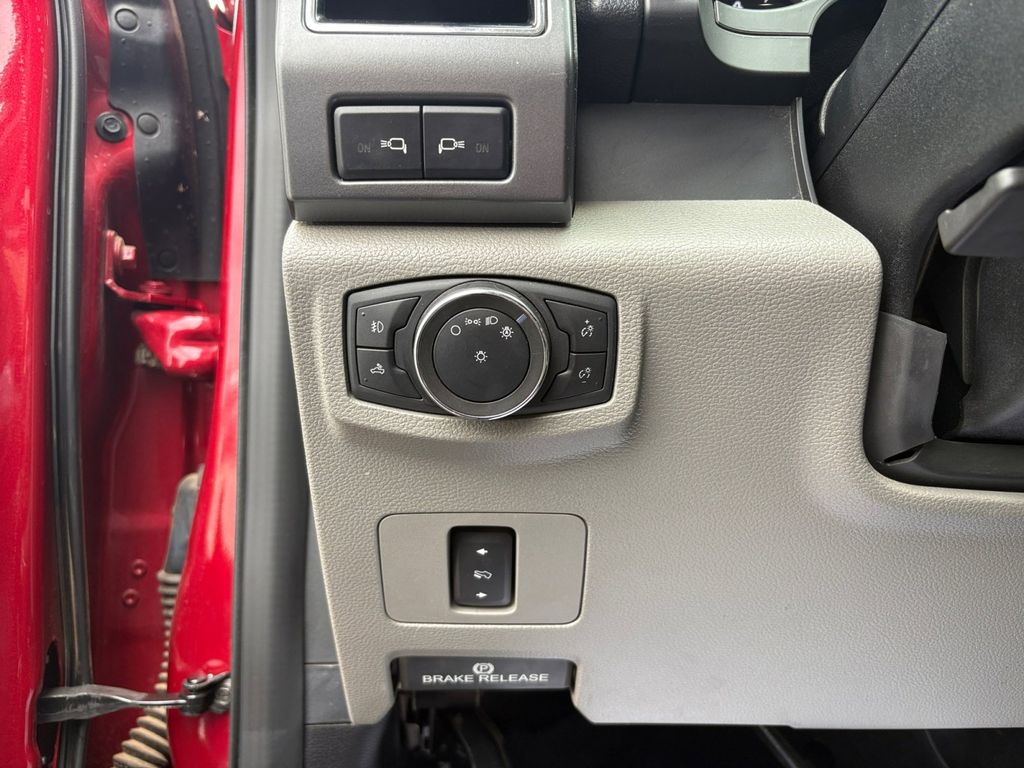 Used Car 2020 Ford F-250sd  Xlt For Sale Under $50,000 In Floresville, Texas