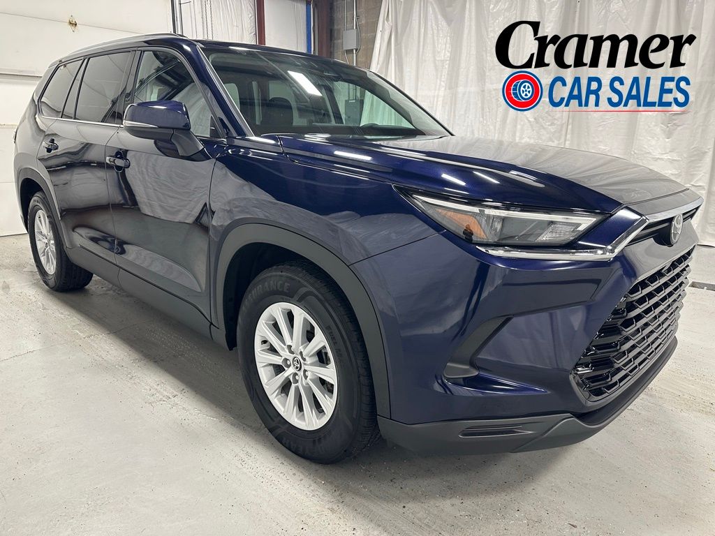 Blueprint 2025 Toyota Grand Highlander XLE AWD SUV / Crossover All-Wheel Drive 8-Speed Automatic