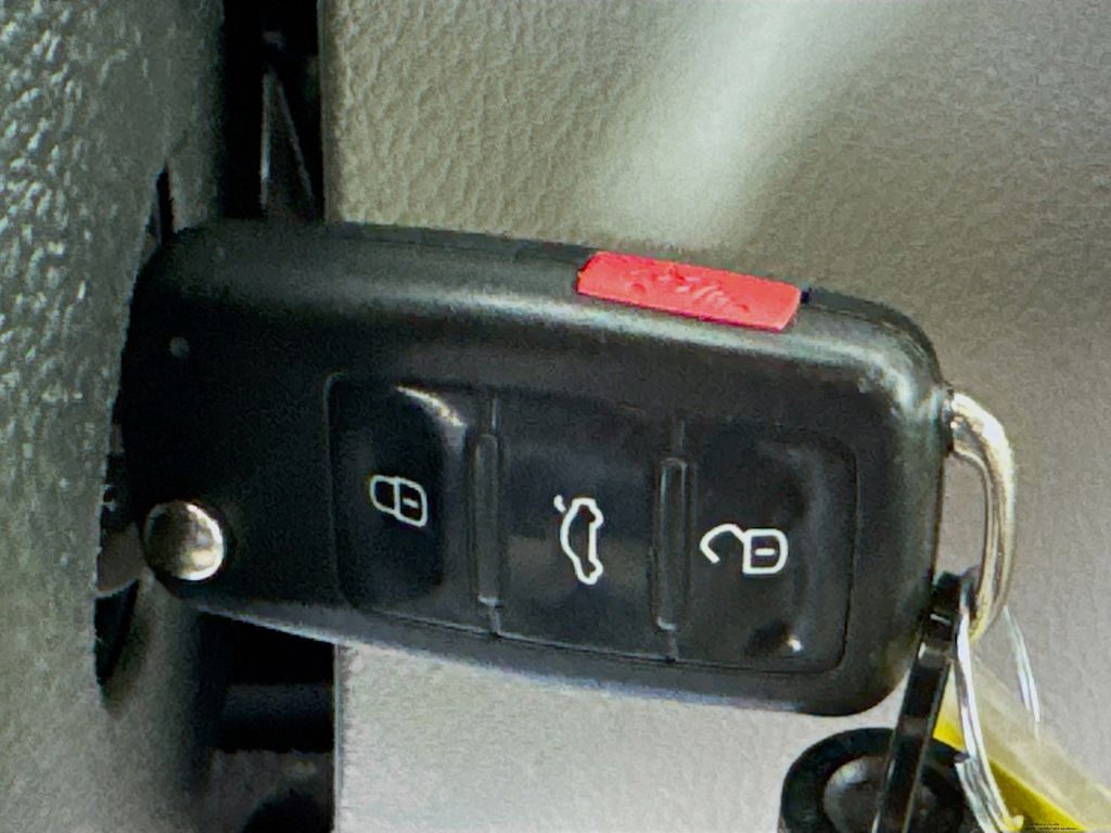 Used Car 2015 Volkswagen Passat  1.8t S For Sale Under $10,000 In Austin, Texas