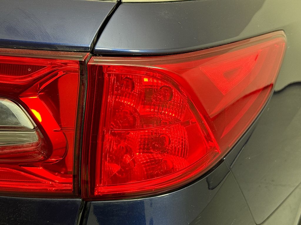 Used Car 2019 Honda Odyssey  Ex-l For Sale Under $20,000 In Austin, Texas