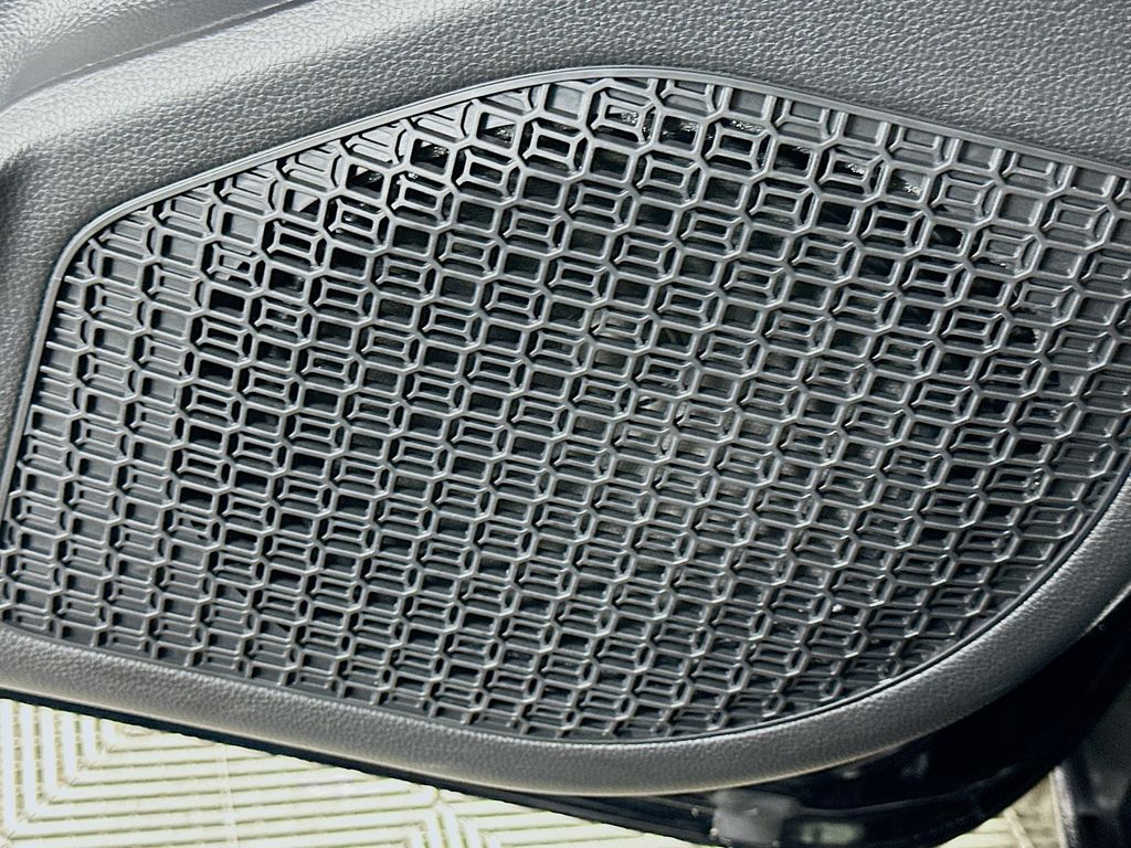 Thumbnail: 2025 Toyota Tacoma - 19