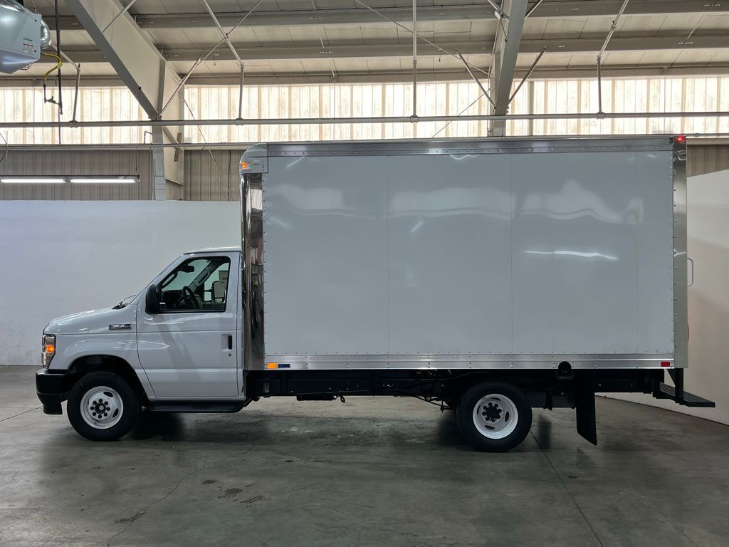 2026 Ford E-350SD Base