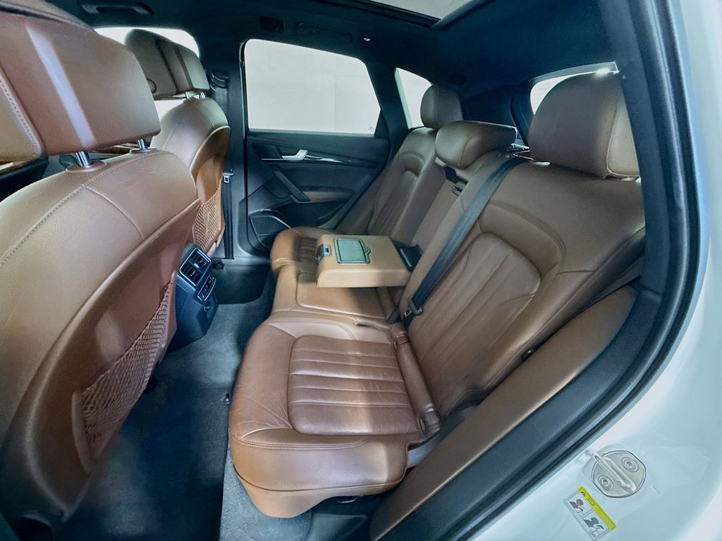 Thumbnail: 2018 Audi Q5 - 26