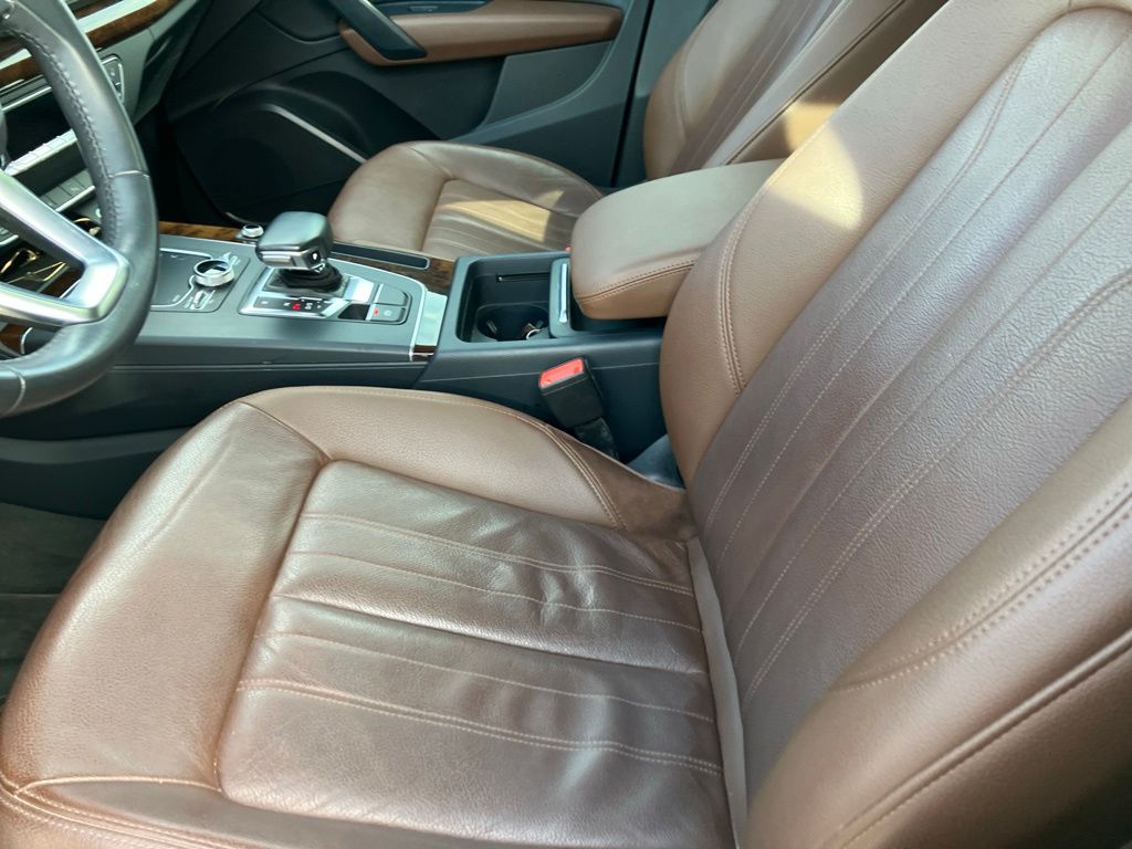 Thumbnail: 2018 Audi Q5 - 6