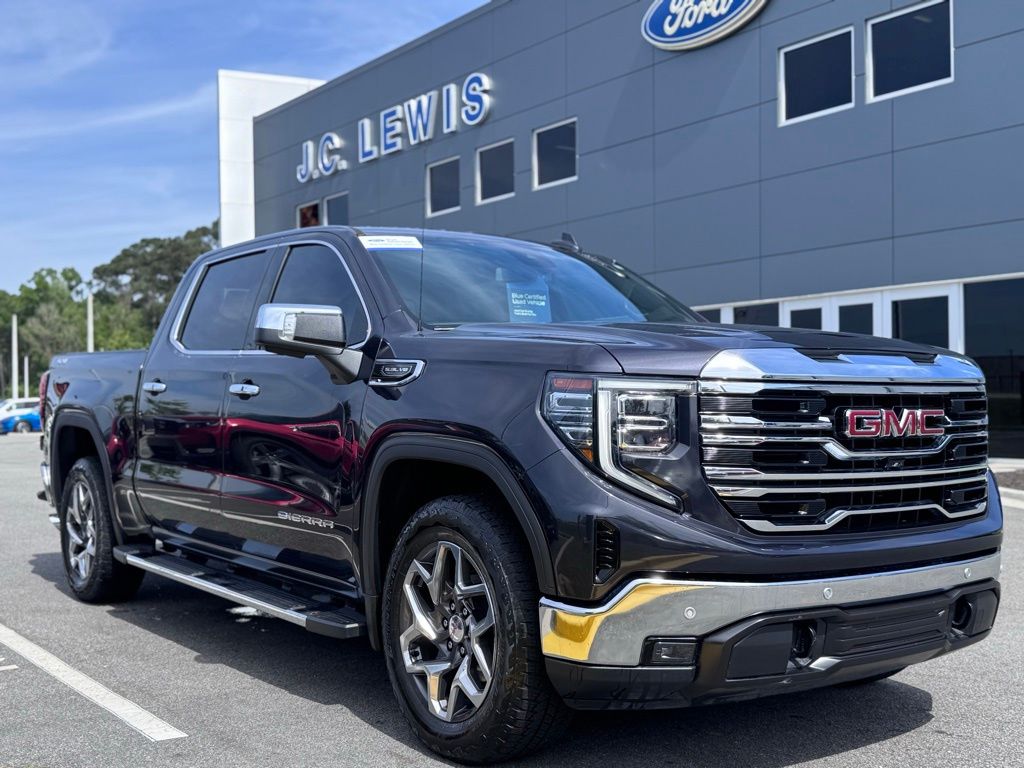 2023 GMC Sierra 1500 SLT