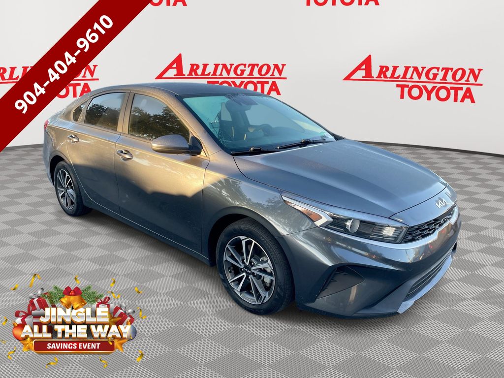 2022 Kia FORTE LXS's photo