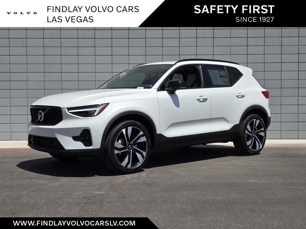 Crystal White 2026 Volvo XC40 SUV / Crossover All-Wheel Drive Automatic