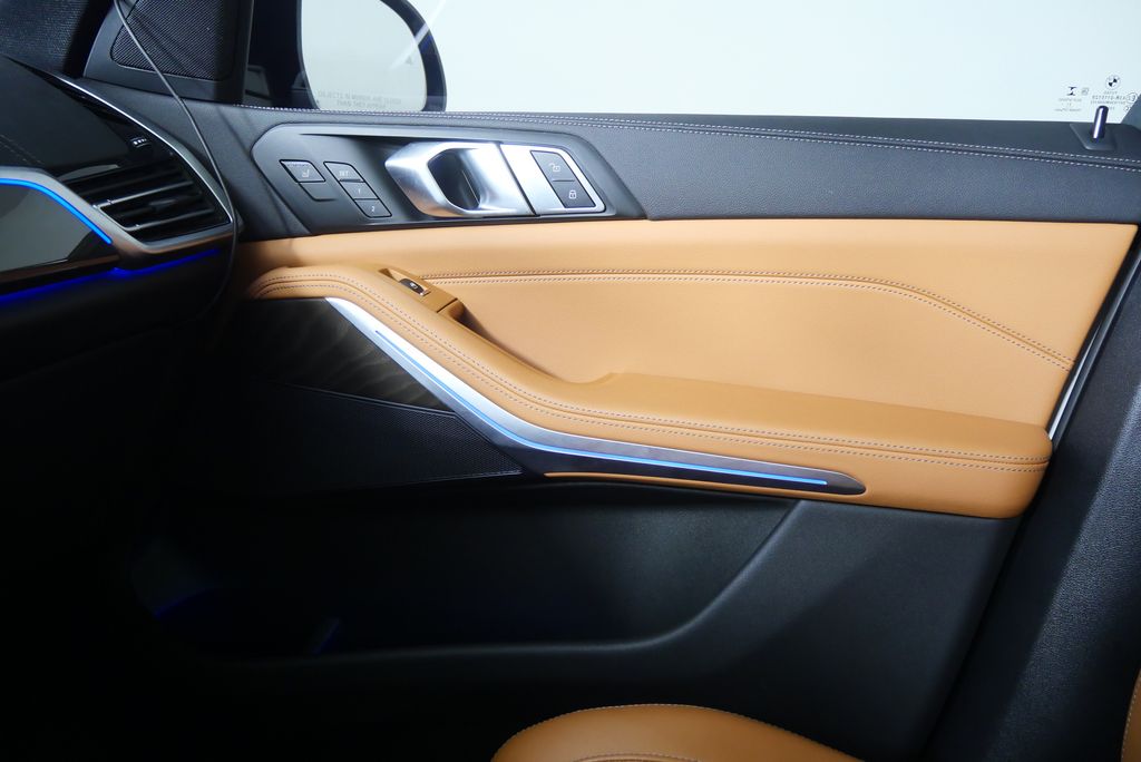 Thumbnail: 2022 BMW X5 - 30