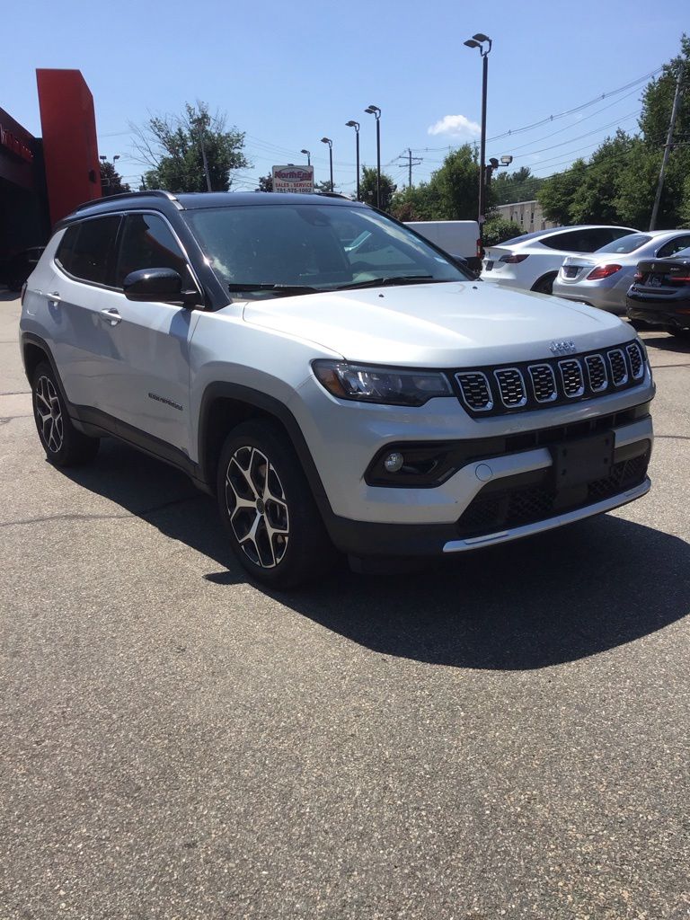 Silver Zynith Metallic Clearcoat 2025 Jeep Compass SUV / Crossover Four-Wheel Drive 8-Speed Automatic
