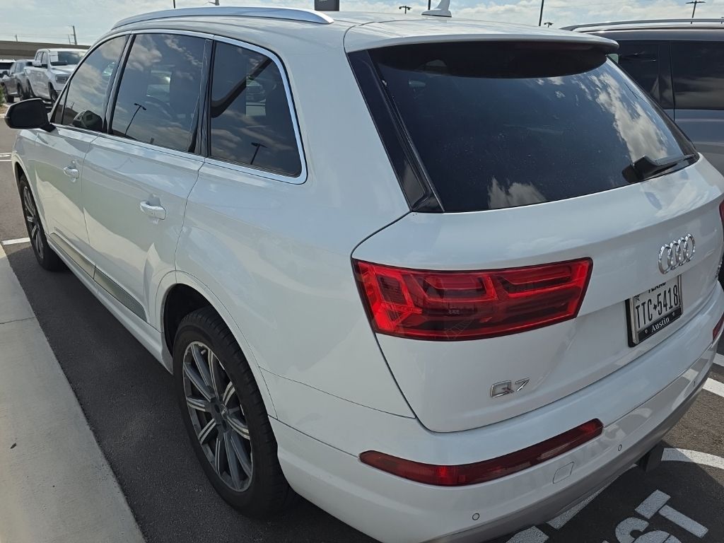 Thumbnail: 2018 Audi Q7 - 10