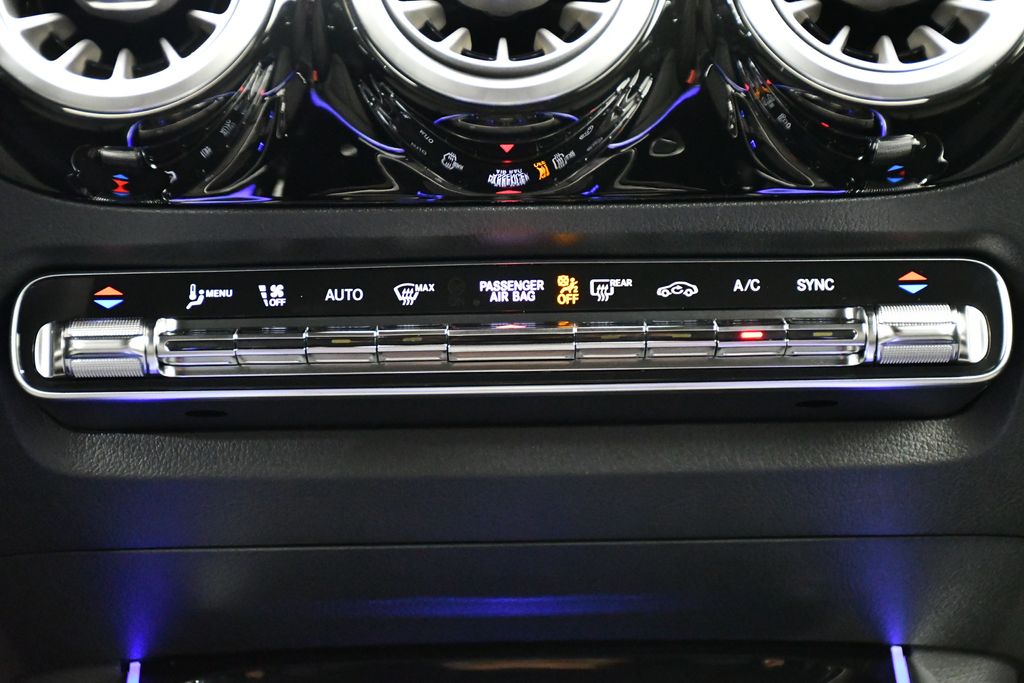 2025 Mercedes-Benz GLA 250 4MATIC 28