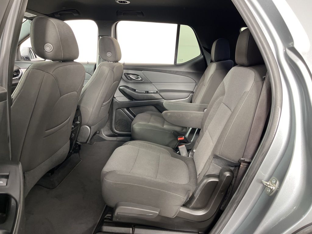 Thumbnail: 2023 Chevrolet Traverse - 25