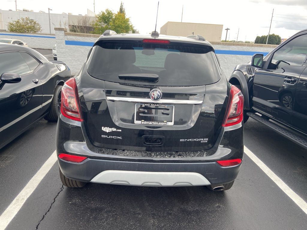 Thumbnail: 2018 Buick Encore - 10