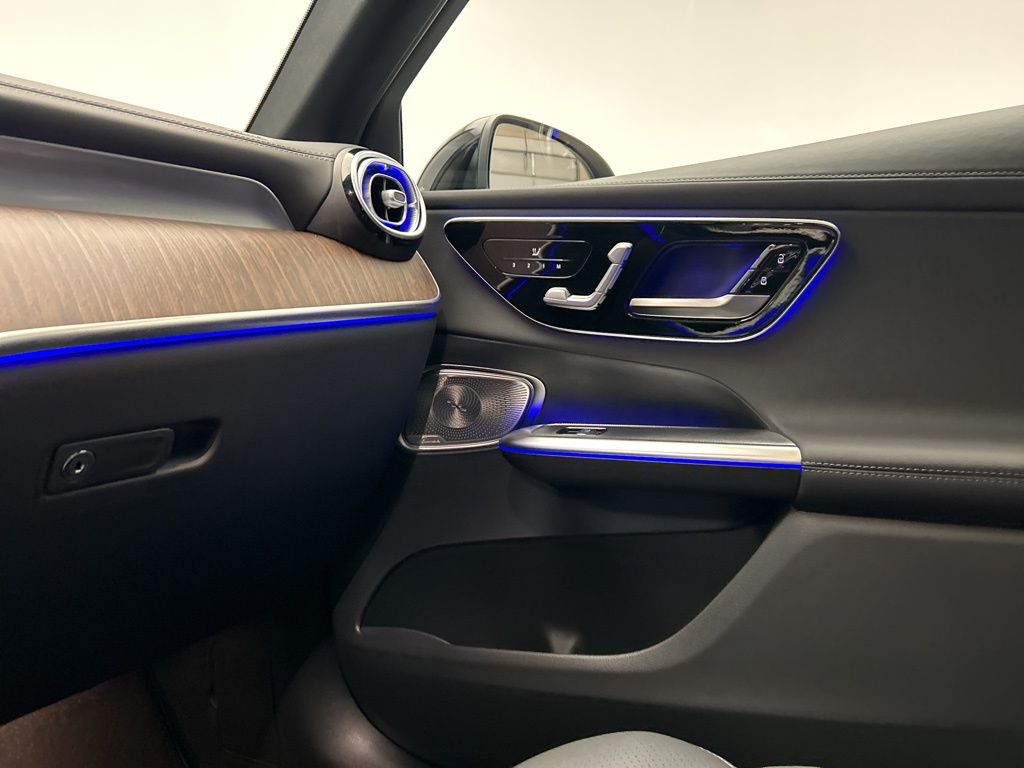 Thumbnail: 2026 Mercedes-Benz GLC - 19