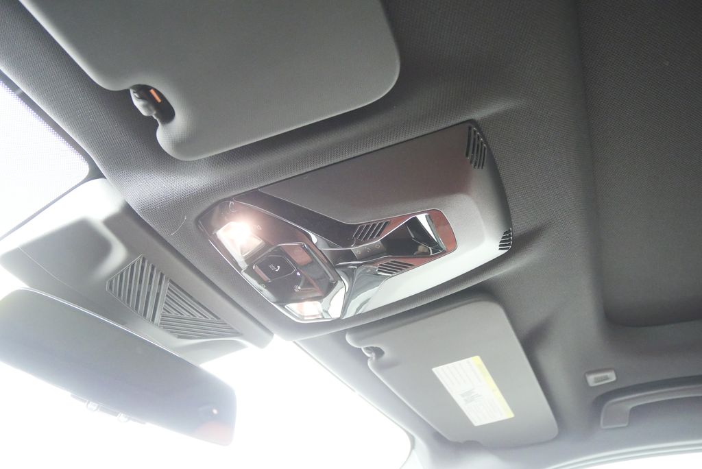 Thumbnail: 2026 BMW X1 - 21