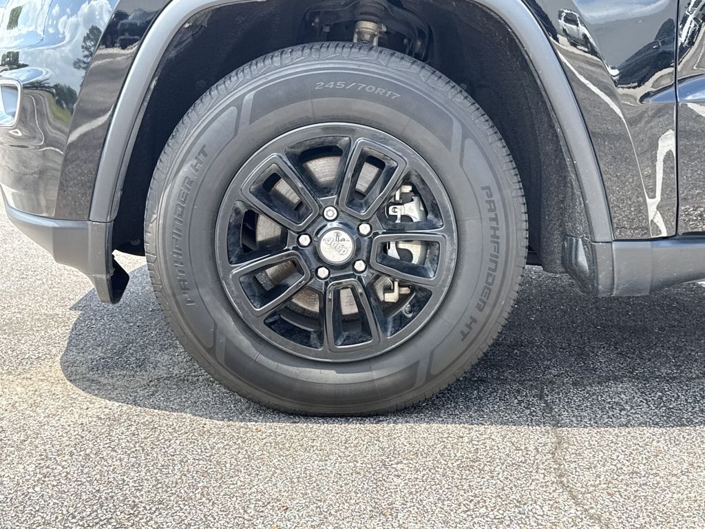 2020 Jeep Grand Cherokee Laredo E Black at Victoria Chrysler Dodge Jeep Ram