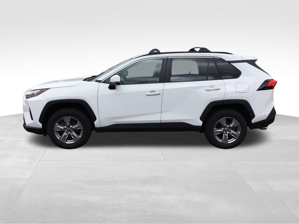 Thumbnail: 2022 Toyota RAV4 - 2